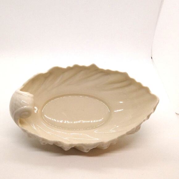 Vintage Lenox Acanthus Leaf Dish Cream Color - Picture 5 of 8